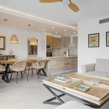 Las - View, Private Pool, Terrace & Golf Holiday home Sitio de Calahonda