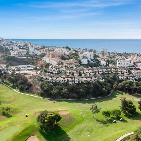 Las - View, Private Pool, Terrace & Golf Holiday home *